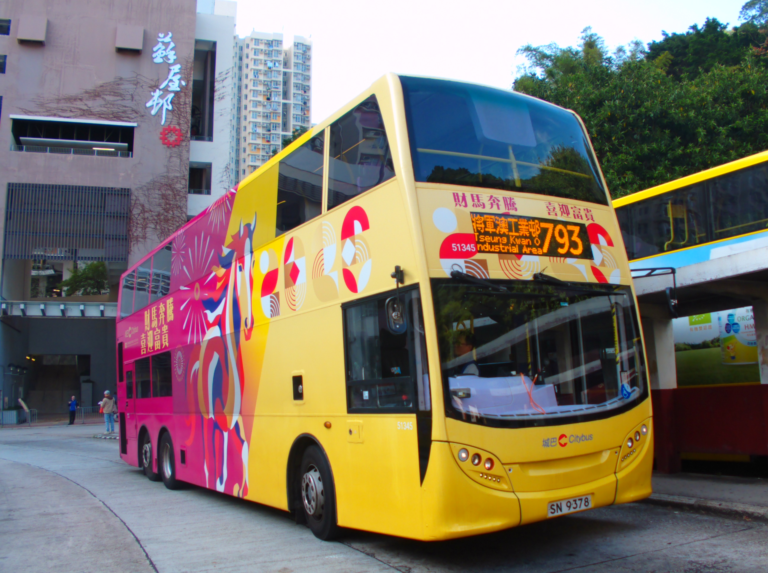 �����j��